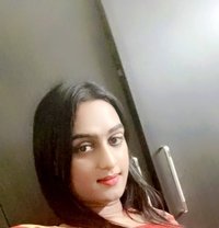 Mythrraa - Acompañantes transexual in Hyderabad