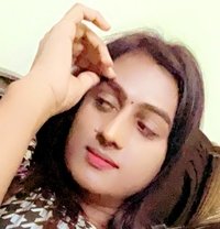 Mythrraa - Acompañantes transexual in Hyderabad