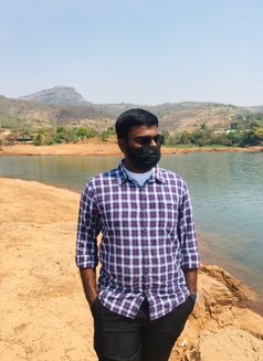 MMZ - Male escort in Mumbai Photo 2 of 2