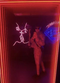 Mzx - Male escort in İstanbul Photo 3 of 3