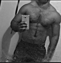 N_k - Acompañantes masculino in Bangalore