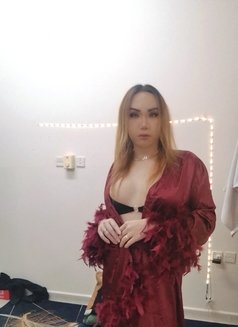Na Dear Lick Ass - Transsexual escort in Muscat Photo 1 of 5