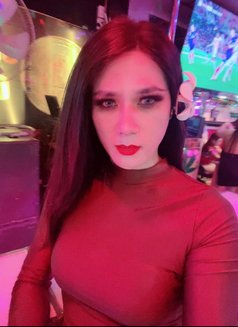 Na Na - Male escort in Muscat Photo 2 of 12