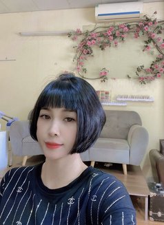 Lina - escort in Hanoi Photo 6 of 6