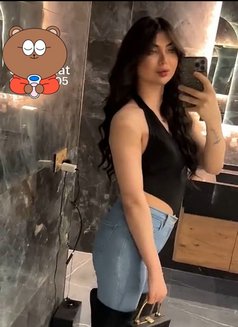 Naaia - Transsexual escort in Beirut Photo 1 of 4