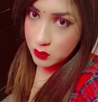 Naaz - masseuse in New Delhi