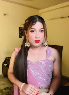 Alice - Transsexual escort in New Delhi Photo 1 of 9