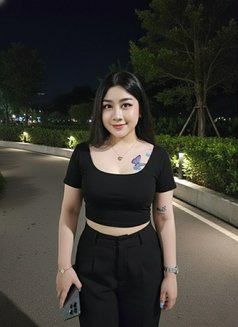 Nabee - escort in Bangkok Photo 5 of 8