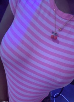 Nabeelah - puta in Yokosuka Photo 4 of 4