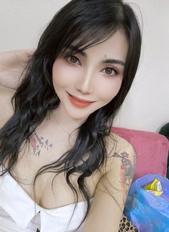 Nabi (Bowie) - masseuse in Al Ain Photo 13 of 14