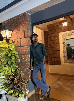 Naby - Acompañantes masculino in Candolim, Goa Photo 3 of 5