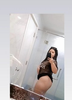 Nada - masseuse in Al Manama Photo 6 of 7