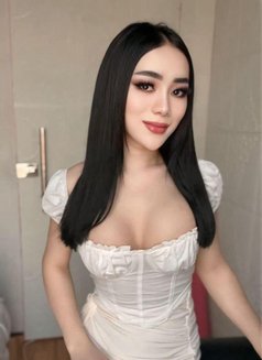 ruri ladyboy service in muscat - puta in Muscat Photo 6 of 7