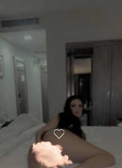 Nadae - escort in Bali Photo 8 of 12