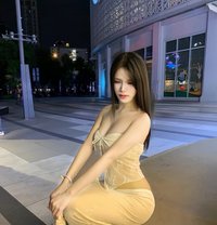 Yanin Good Ladyboy - Transsexual escort in Dubai