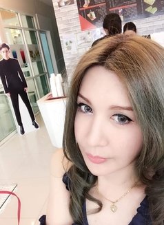 Nadear - escort in Tokyo Photo 2 of 6