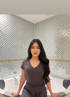 Nadear - masseuse in Khobar Photo 6 of 8