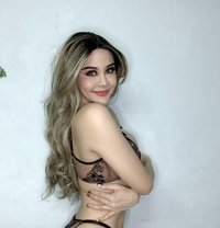 Nadearsexy168 - Acompañantes transexual in Bangkok Photo 7 of 14