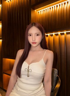 Nadeerra - Transsexual escort in Hong Kong Photo 11 of 11