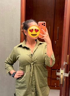 Nadeesha for Cam and Real Meet - escort in Colombo Photo 5 of 5