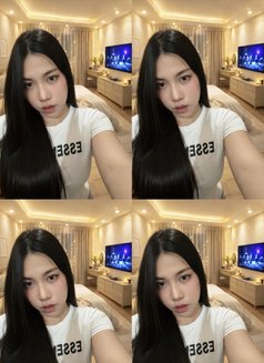 Nadeiy - escort in Dubai Photo 10 of 12