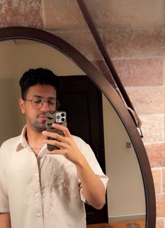 Nader - Male escort in Dubai Photo 1 of 5