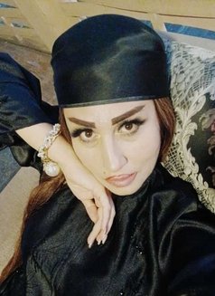 Nadi - puta in Muscat Photo 6 of 7