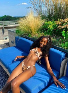 Nadia - escort in Bali Photo 3 of 5