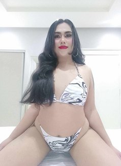 Nadia big dick with popper - Masajista in Riyadh Photo 2 of 3
