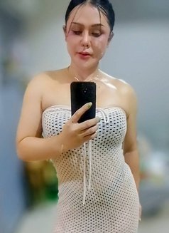 Nadia Bkk - Transsexual escort in Bangkok Photo 2 of 3