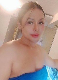Nadia Bkk - Transsexual escort in Bangkok Photo 3 of 3