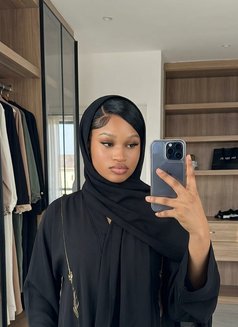 Nadia - escort in Muscat Photo 4 of 4