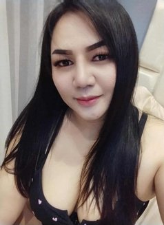 Nadia Good Service in Juffair - puta in Al Manama Photo 4 of 16