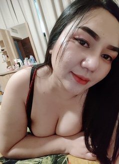 Nadia Good Service in Juffair - puta in Al Manama Photo 13 of 16