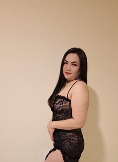 Nadia Good Service in Juffair - puta in Al Manama Photo 16 of 16