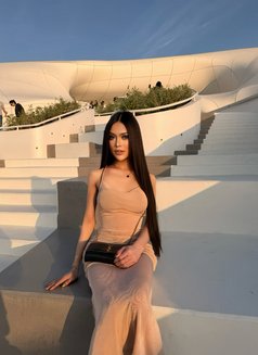 Nadia Good Top TH - masseuse in Abu Dhabi Photo 6 of 7