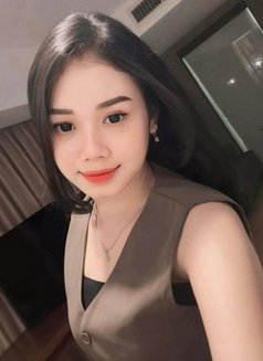Nadia - escort in Jakarta Photo 3 of 5