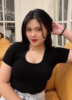 Nadia - escort in Jakarta Photo 1 of 4