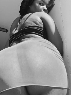 Nadia - escort in Bangkok Photo 2 of 5