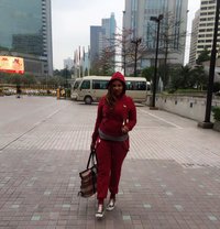 Nadia - puta in Yiwu