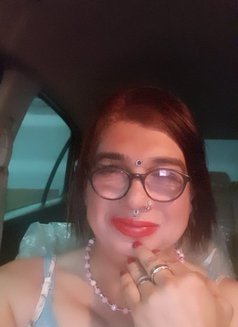 Nadia Nafeesa - Dominadora transexual in Al Manama Photo 7 of 9