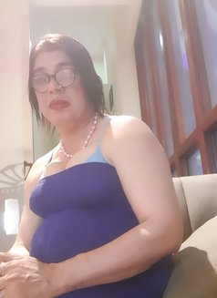 Nadia Nafeesa - Dominadora transexual in Al Manama Photo 8 of 9