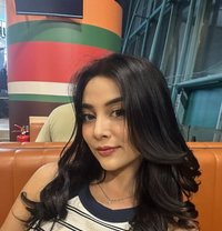 Asian Nadia - puta in Bali Photo 7 of 7