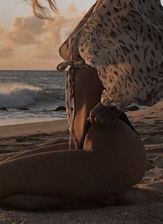 Diana new in oman - puta in Muscat Photo 5 of 8