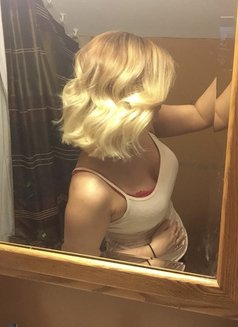 Diana new in oman - puta in Muscat Photo 8 of 8