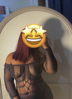Nadia - escort in Accra Photo 4 of 5