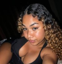 Nadia - escort in Erbil