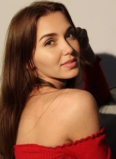 Nadia - escort in Singapore Photo 2 of 7