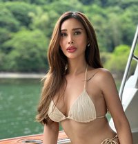 Nadia Just Arrived in Yokosuka! - puta in Yokosuka Photo 7 of 11