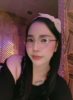 Nadia - adult performer in Dubai Photo 4 of 4